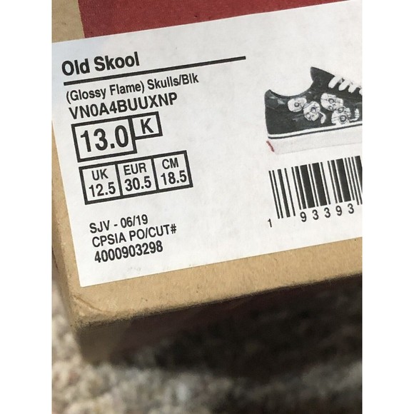 Vans Old Skool (Glossy Flame) Skulls Kids Skate Shoes Sneakers New Size 13 Black - Picture 10 of 11